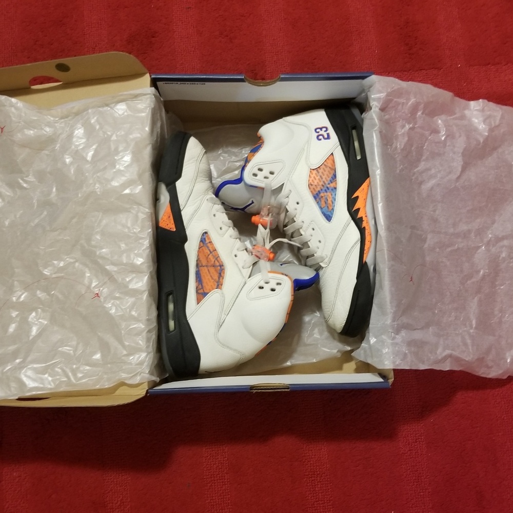 Nike air jordan 5 international flight